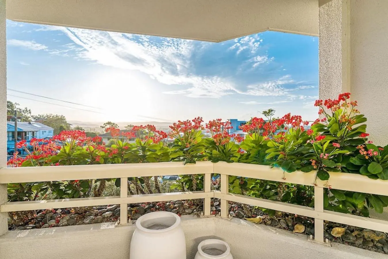 Skyfall - Breathtaking Views From Sunrise -Sunset Gold Coast Apartment